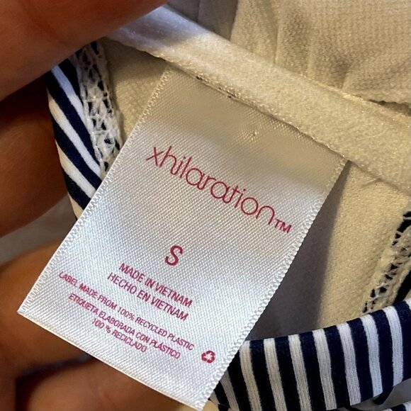 Xhilaration Blue and White Striped Bikini Top - Small - Picture 3 of 4